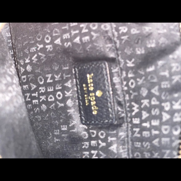 Kate Spade 2 Tone Crossbody handbag. - Picture 2 of 3